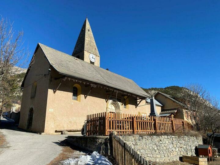 Visite guidée : L'église Saint-Martin de Tours aux Thuiles et sa sacristie