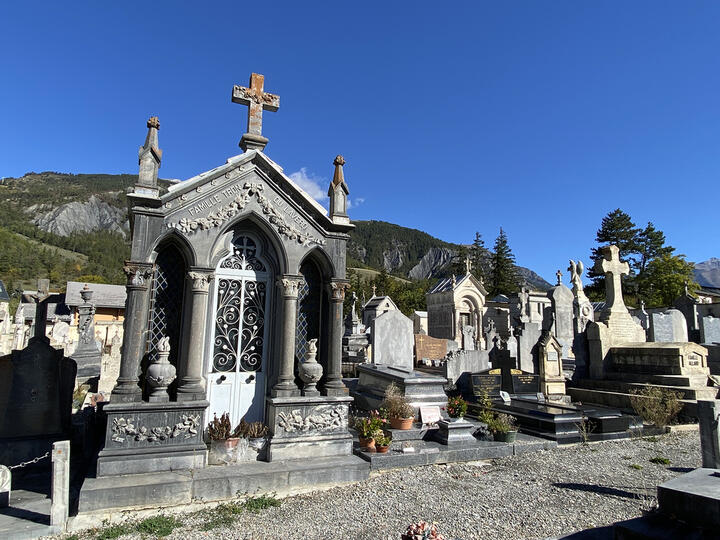 Visite guidée : Les tombes monumentales du cimetière de Barcelonnette