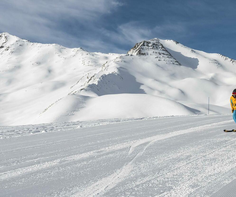 Ski sur les pistes de Sainte-Anne © Ubaye Tourisme