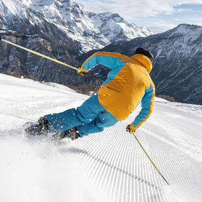 Ski sur les pistes immaculées de Sainte-Anne © UT-Manu Molle