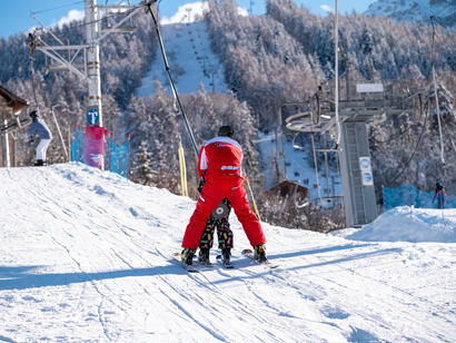 Cours de ski © Ubaye Tourisme