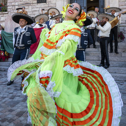 Danse traditionnelle mexicaine © Ubaye Tourisme