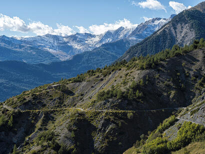 VTT sur l'itinéraire Alpes-Provence © AD04-Raoul Getraud
