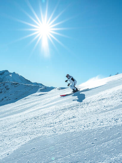 Ski sous le soleil de Pra Loup © UT-Brendan Le Peru